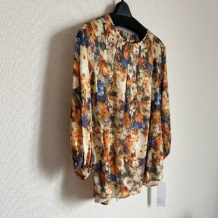 プルオーバー ティーブラ ブラウス 花柄 後ろゴム 7分袖