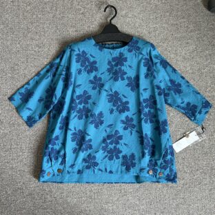 プルオーバー ティーブラ 後ろゴム 7部袖 花柄 初秋 秋物